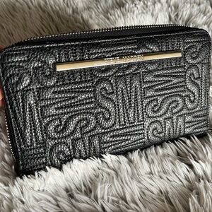 Steve Madden Black Textured Wallet
